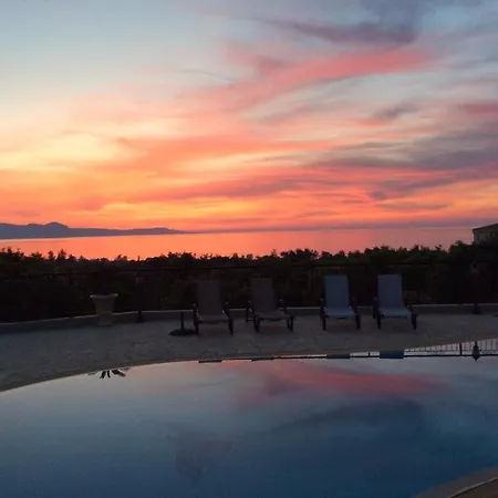 Webooking Sunset